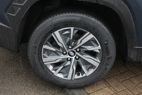 DA71LGE Hyundai Tucson 1.6 TGDi 48V MHD SE Connect 5dr 2WD Thumbnail #4