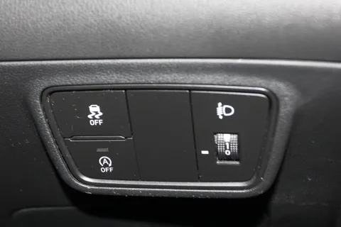 DA71LGE Hyundai Tucson 1.6 TGDi 48V MHD SE Connect 5dr 2WD Thumbnail #16