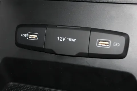 DA71LGE Hyundai Tucson 1.6 TGDi 48V MHD SE Connect 5dr 2WD Thumbnail #23