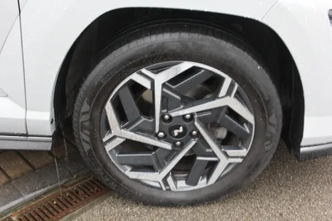 EF24KBY Hyundai Kona 1.0T N Line 5dr DCT Thumbnail #8