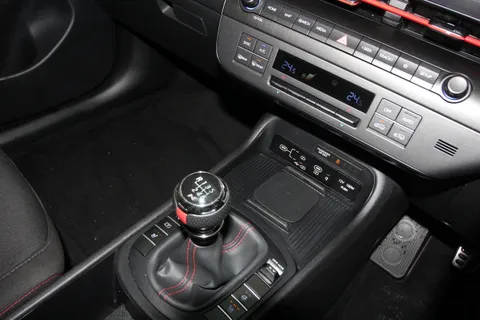 EF24KBY Hyundai Kona 1.0T N Line 5dr DCT Thumbnail #28