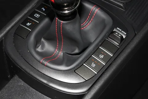 EF24KBY Hyundai Kona 1.0T N Line 5dr DCT Thumbnail #29