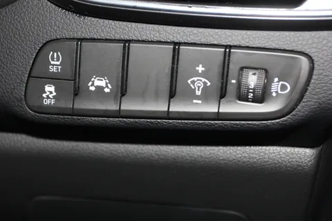 ML19VJY Hyundai i30 1.4T GDI N Line+ 5dr Thumbnail #19