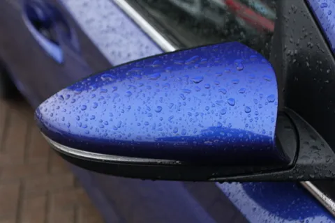 MM22YOF Hyundai i20 1.0T GDi 48V MHD Premium 5dr Thumbnail #32