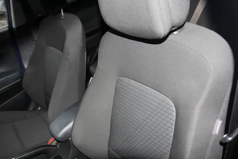 MM22YOF Hyundai i20 1.0T GDi 48V MHD Premium 5dr Thumbnail #9