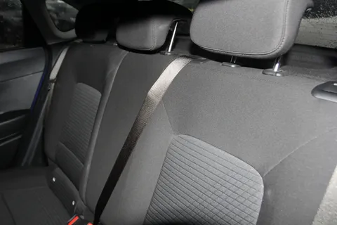 MM22YOF Hyundai i20 1.0T GDi 48V MHD Premium 5dr Thumbnail #13