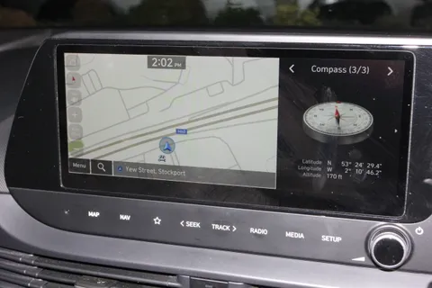 MM22YOF Hyundai i20 1.0T GDi 48V MHD Premium 5dr Thumbnail #16