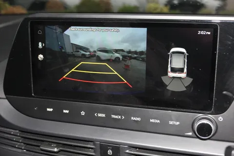 MM22YOF Hyundai i20 1.0T GDi 48V MHD Premium 5dr Thumbnail #17