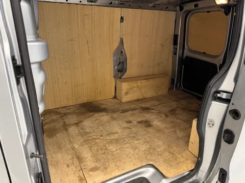 YA23TWP Renault Trafic SL30 Blue dCi 150 Extra Sport Van Thumbnail #10