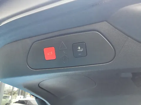 SB71GBY Vauxhall Grandland X 1.2 Turbo Griffin Edition 5dr Thumbnail #12