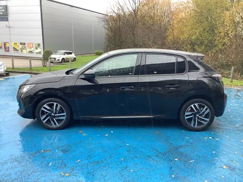 DA72LFP Peugeot 208 1.2 PureTech 100 Allure Premium + 5dr Thumbnail #4