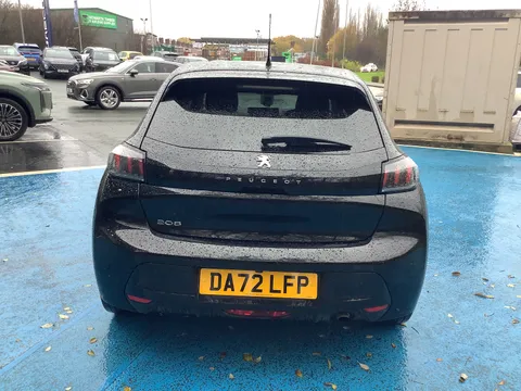 DA72LFP Peugeot 208 1.2 PureTech 100 Allure Premium + 5dr Thumbnail #6
