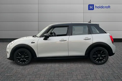 VE70EKN Mini Hatchback 1.5 Cooper Classic II 5dr Thumbnail #7