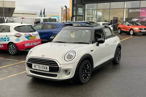 VE70EKN Mini Hatchback 1.5 Cooper Classic II 5dr Thumbnail #14