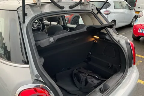 VE70EKN Mini Hatchback 1.5 Cooper Classic II 5dr Thumbnail #29