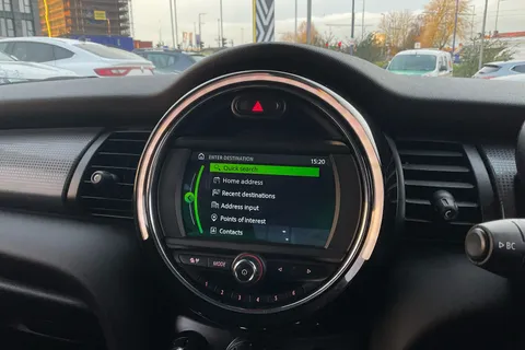 VE70EKN Mini Hatchback 1.5 Cooper Classic II 5dr Thumbnail #38