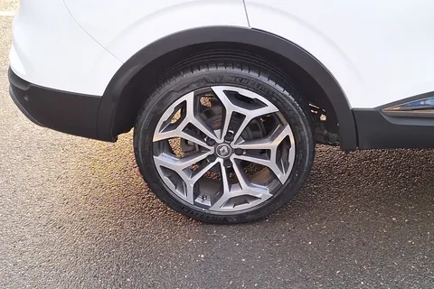 WK70TZU Renault Kadjar 1.3 TCE GT Line 5dr EDC Thumbnail #5