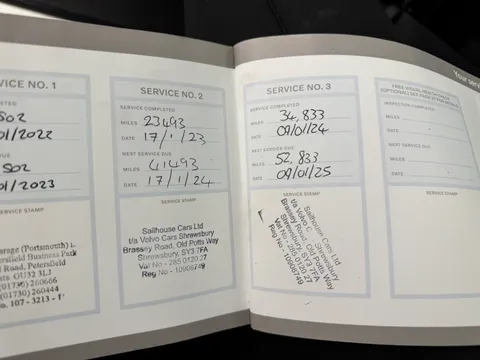 HK70FNA Volvo XC40 2.0 B4P Inscription Pro 5dr Auto Thumbnail #18