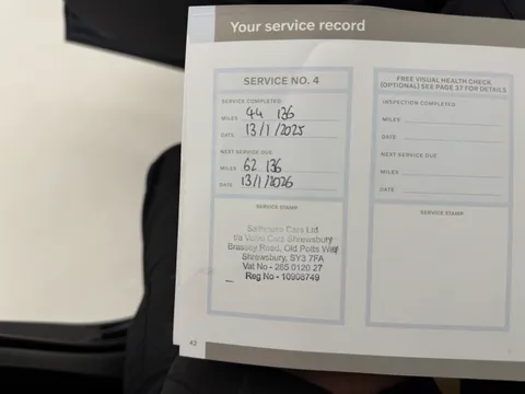 HK70FNA Volvo XC40 2.0 B4P Inscription Pro 5dr Auto Thumbnail #19