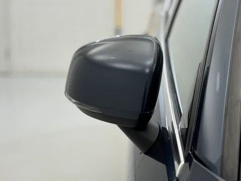 HK70FNA Volvo XC40 2.0 B4P Inscription Pro 5dr Auto Thumbnail #34