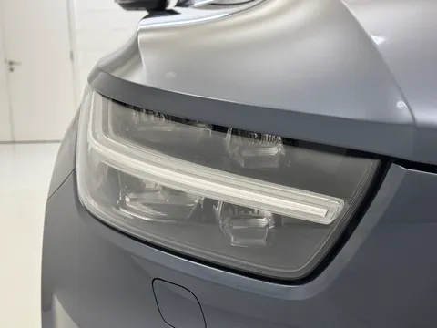HK70FNA Volvo XC40 2.0 B4P Inscription Pro 5dr Auto Thumbnail #37