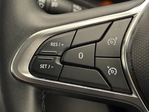 HV74PWL Renault Trafic LL30 Blue dCi 130 Extra [Safety] Van Thumbnail #17