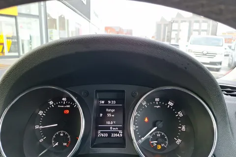 BN17WFW Škoda Yeti Outdoor 1.2 TSI [110] SE Drive 5dr Thumbnail #12