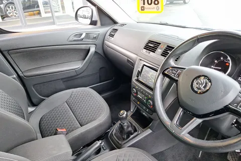 BN17WFW Škoda Yeti Outdoor 1.2 TSI [110] SE Drive 5dr Thumbnail #13