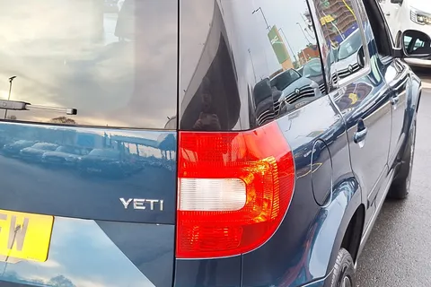 BN17WFW Škoda Yeti Outdoor 1.2 TSI [110] SE Drive 5dr Thumbnail #23