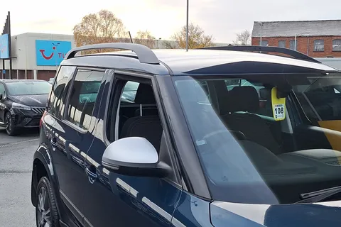 BN17WFW Škoda Yeti Outdoor 1.2 TSI [110] SE Drive 5dr Thumbnail #29