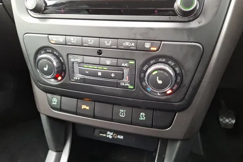 BN17WFW Škoda Yeti Outdoor 1.2 TSI [110] SE Drive 5dr Thumbnail #35