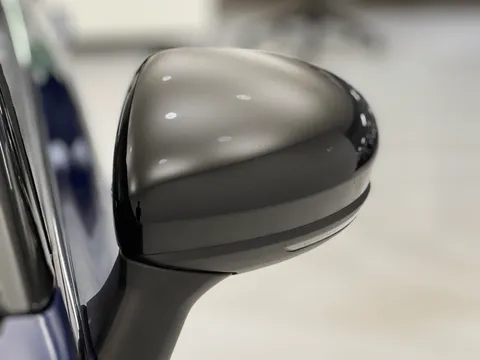 AF75YRA Renault Captur 1.8 E-Tech Full Hybrid 160 Esprit Alpine 5dr Auto Thumbnail #26