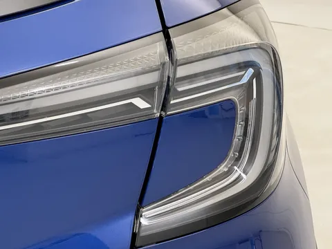 AF75YRA Renault Captur 1.8 E-Tech Full Hybrid 160 Esprit Alpine 5dr Auto Thumbnail #28