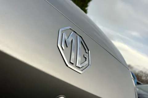 LF74BTA Mg Motor Uk Mg3 1.5 Hybrid Trophy 5dr Auto Thumbnail #16