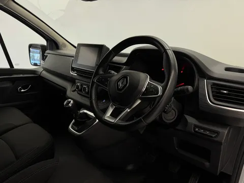 YB23LFJ Renault Trafic SL30 Blue dCi 150 Extra Sport Van Thumbnail #16