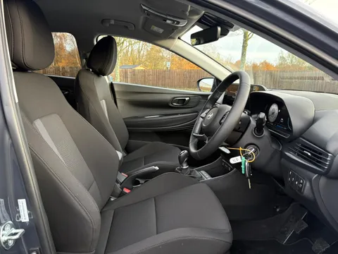 MT75JXE Hyundai i20 1.0T GDi Premium 5dr Thumbnail #15