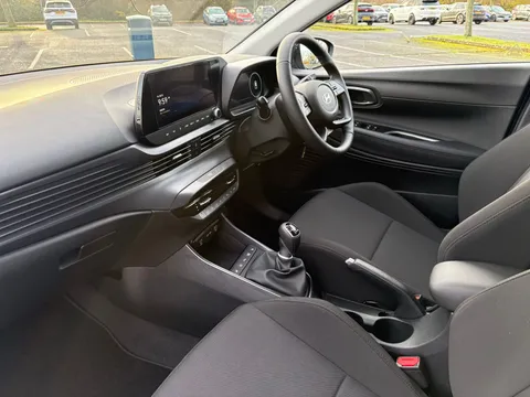 MT75JXK Hyundai i20 1.0T GDi Premium 5dr Thumbnail #16