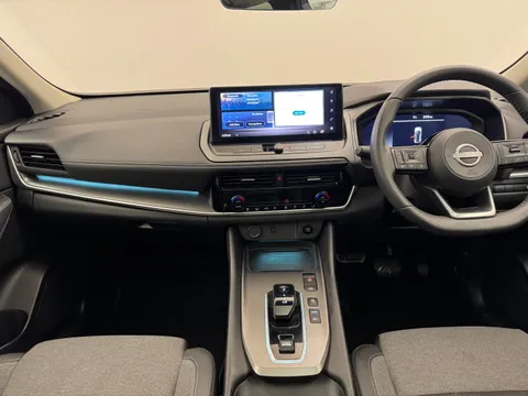 OY74ZHC Nissan Qashqai 1.5 E-Power N-Connecta [Glass Roof] 5dr Auto Thumbnail #4