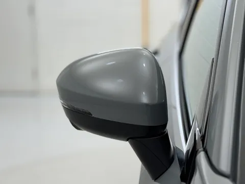 OY74ZHC Nissan Qashqai 1.5 E-Power N-Connecta [Glass Roof] 5dr Auto Thumbnail #31