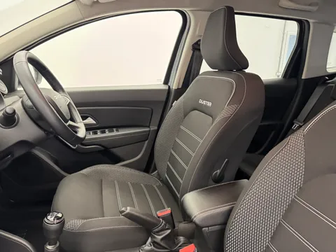 DP73BNB Dacia Duster 1.3 TCe 130 Journey 5dr Thumbnail #13