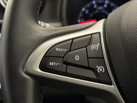 DP73BNB Dacia Duster 1.3 TCe 130 Journey 5dr Thumbnail #21