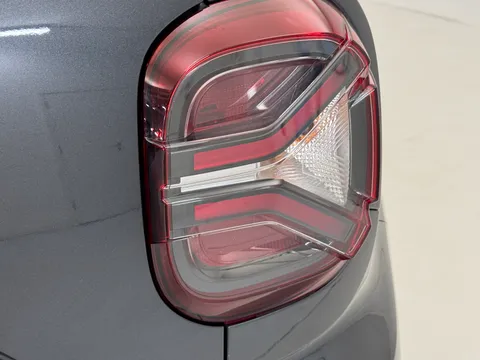 DP73BNB Dacia Duster 1.3 TCe 130 Journey 5dr Thumbnail #32