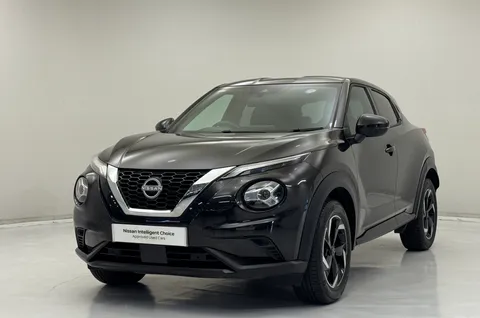 4 of 34 for Nissan Juke 1.0 DiG-T 114 N-Connecta 5dr