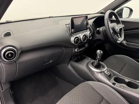 10 of 34 for Nissan Juke 1.0 DiG-T 114 N-Connecta 5dr