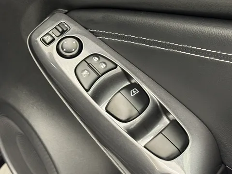 21 of 34 for Nissan Juke 1.0 DiG-T 114 N-Connecta 5dr