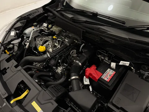 26 of 34 for Nissan Juke 1.0 DiG-T 114 N-Connecta 5dr