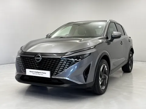 DS74SCV Nissan Qashqai 1.3 DiG-T MH 158 N-Connecta 5dr Xtronic Thumbnail #5