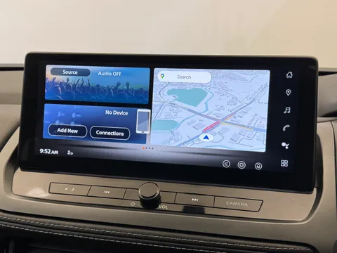 DS74UGM Nissan Qashqai 1.3 DiG-T MH 158 N-Connecta [Glass Rf] 5dr Xtronic Thumbnail #21