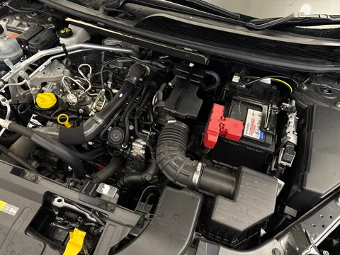 DS74UGM Nissan Qashqai 1.3 DiG-T MH 158 N-Connecta [Glass Rf] 5dr Xtronic Thumbnail #23