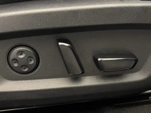 OW24NWR Nissan Qashqai 1.3 DiG-T MH 158 Tekna+ 5dr Thumbnail #23